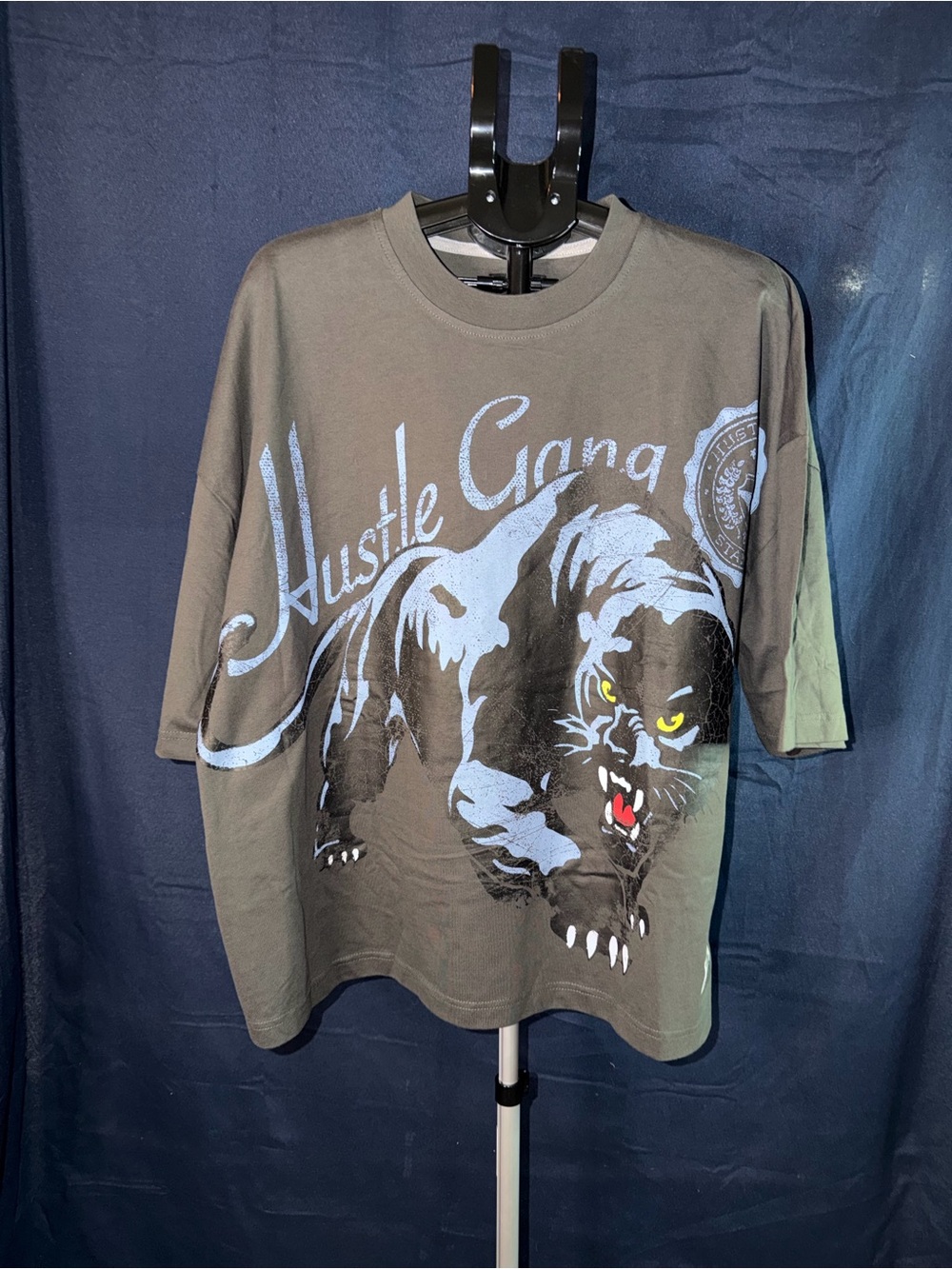 Hustle Gang Panther Graphic Tee – Size Large – NWT